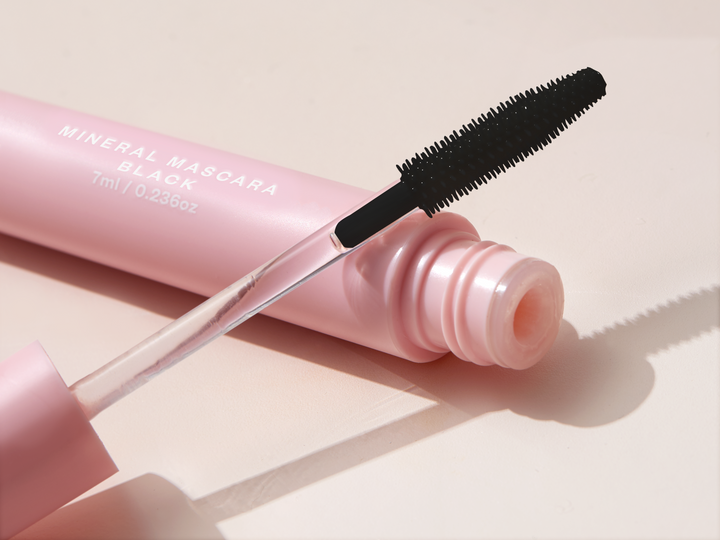 Volume + Peptide Mineral Mascara