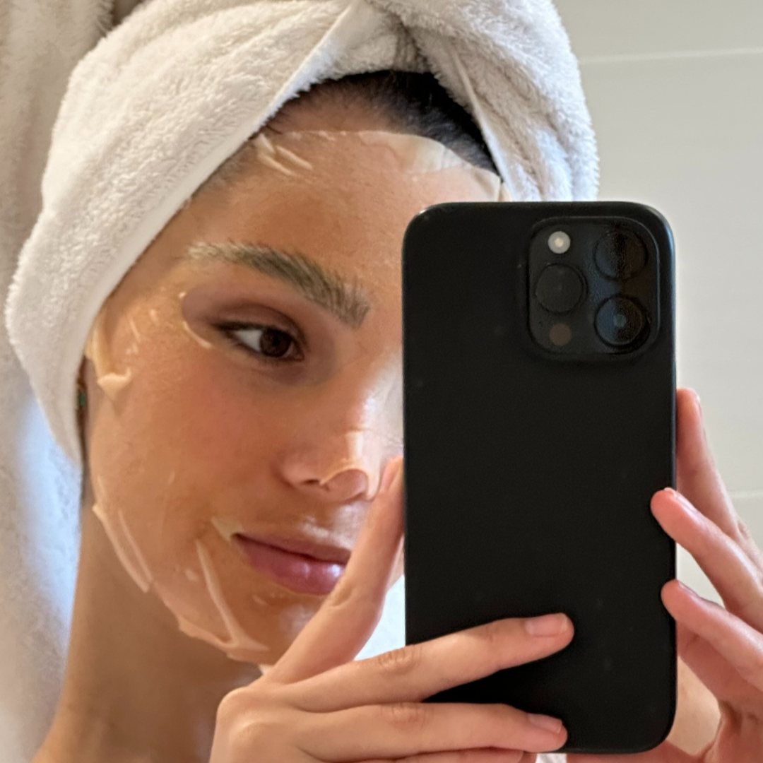 Clear Glow Sheet Mask Box Set + Facial Massager Brush